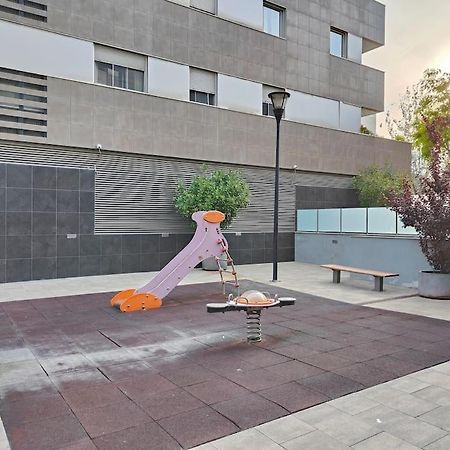 Cozy Apartment Forum Beach Sant Adria de Besos Dış mekan fotoğraf
