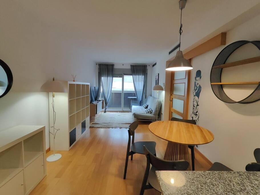 Cozy Apartment Forum Beach Sant Adria de Besos Dış mekan fotoğraf